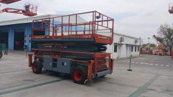 SKYJACK 9250RT Scissor lift Diesel 17,24m